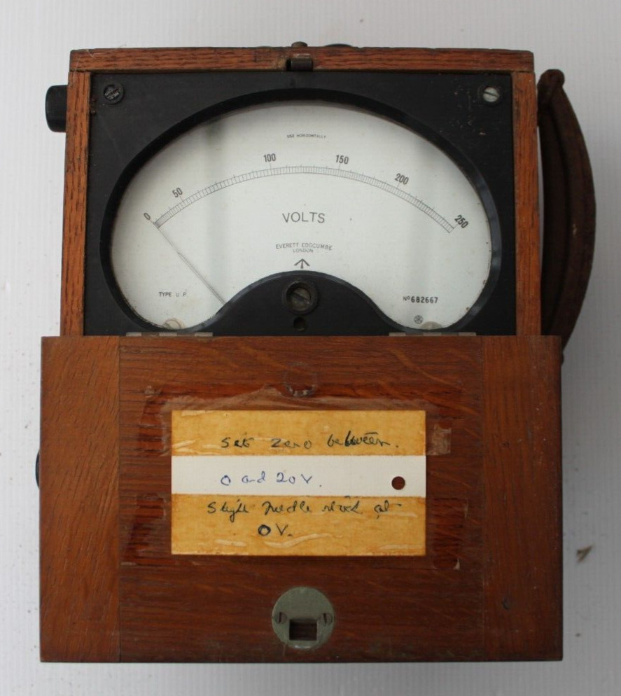 Everett Edgcumbe Vintage voltmeter Type U.P.