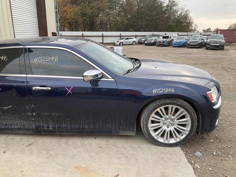 Used Blind Spot Detection System Warning Control Module fits: 2014 Chrysler 300