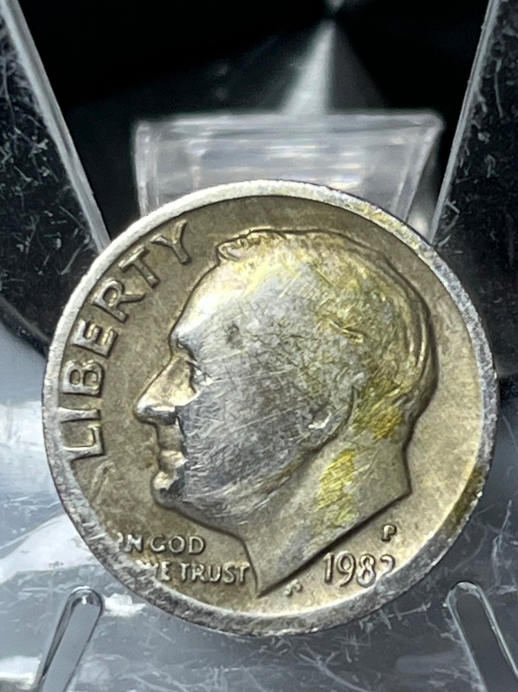 1982 P Dime 💥🔥STRUCK ON PENNY🔥💥