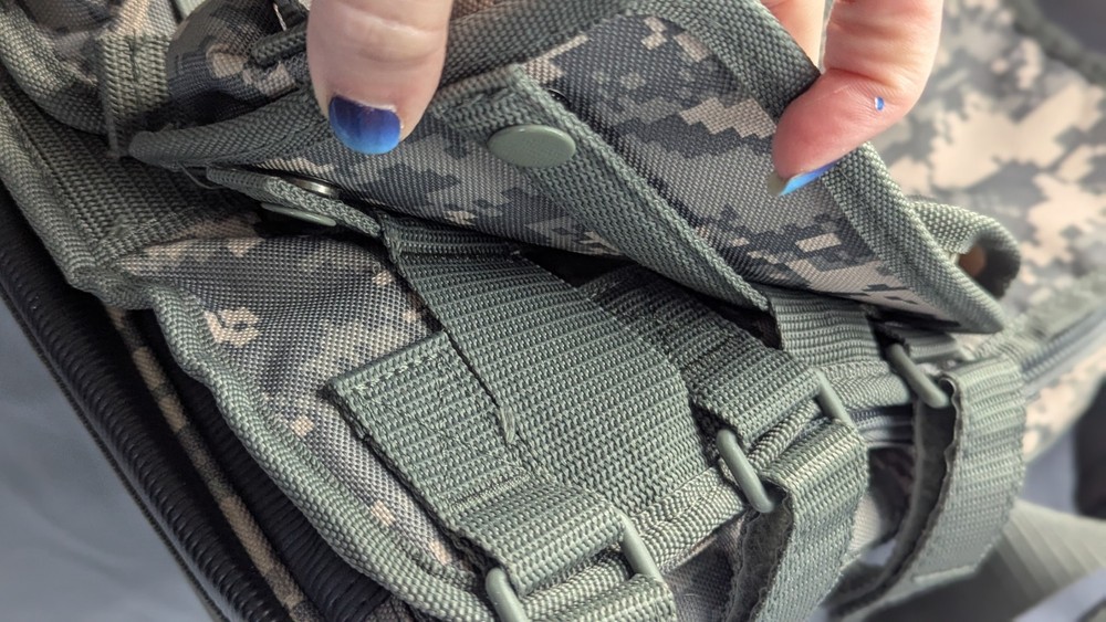 CODE ALPHA Digital Camo PADDED LAPTOP BAG Shoulder Strap TACTICAL 18x12x5" EUC!