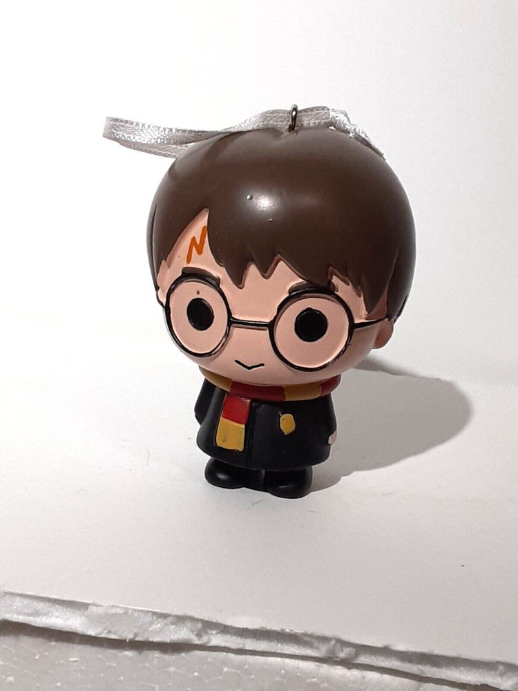 HARRY POTTER CHRISTMAS ORNAMENT  2.5"