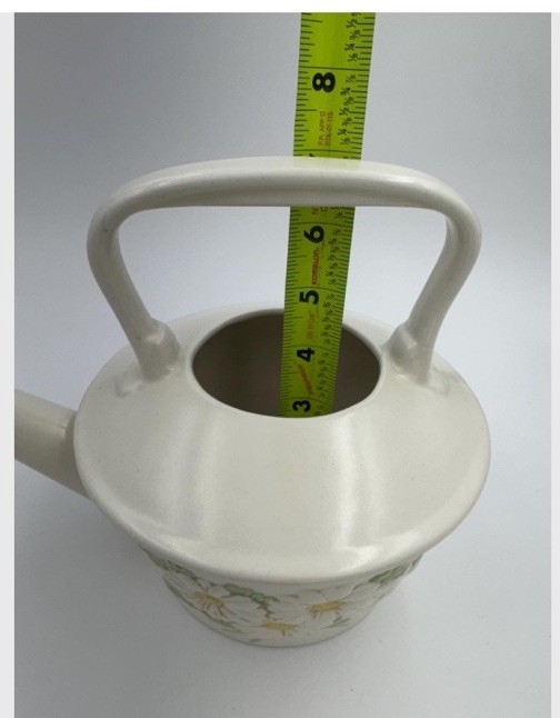 Vintage Ceramic Teapot With Daisy Design