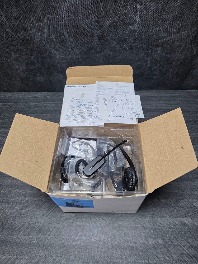PLANTRONICS CS540 Wireless DECT Headset Black With APV-63 EHS Adapter Open Box