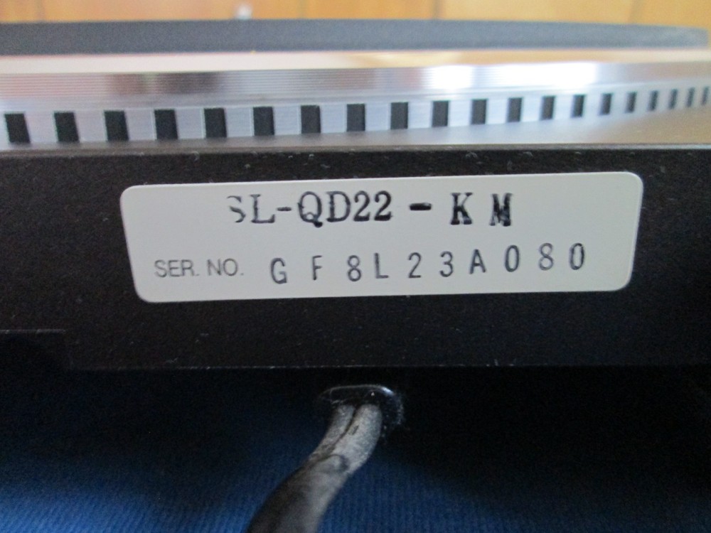 Technics SL-QD22 Quartz Direct Drive Automatic Turntable