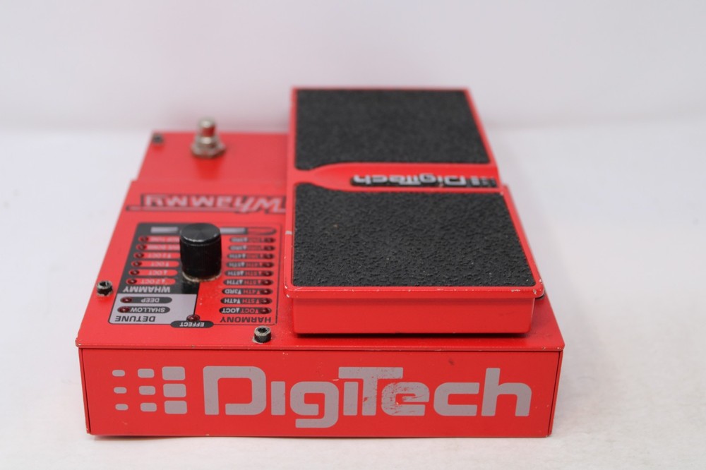 DigiTech Whammy 4 pitch shifting pedal