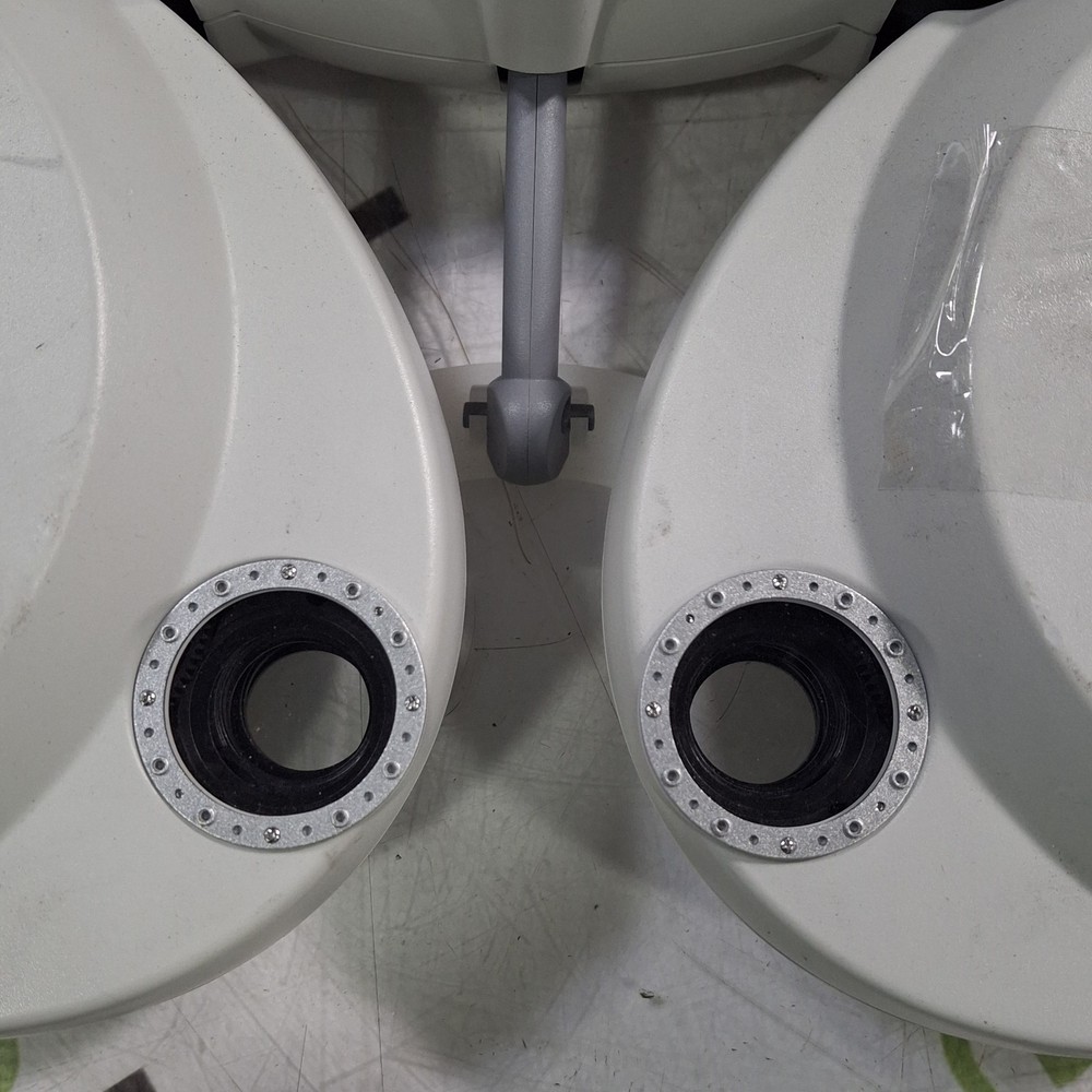 Nidek RT-5100 Digital Refractor / Phoropter