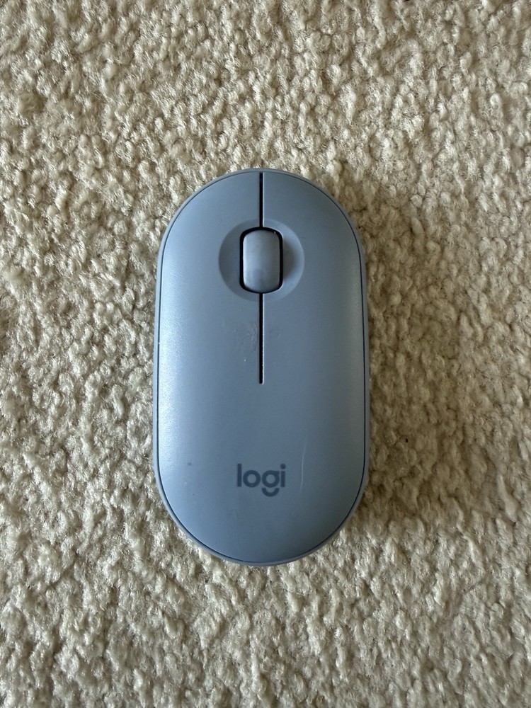 Logitech K850 Wireless/unify Bluetooth Keyboard With M350 Pebble Bluetooth Mouse