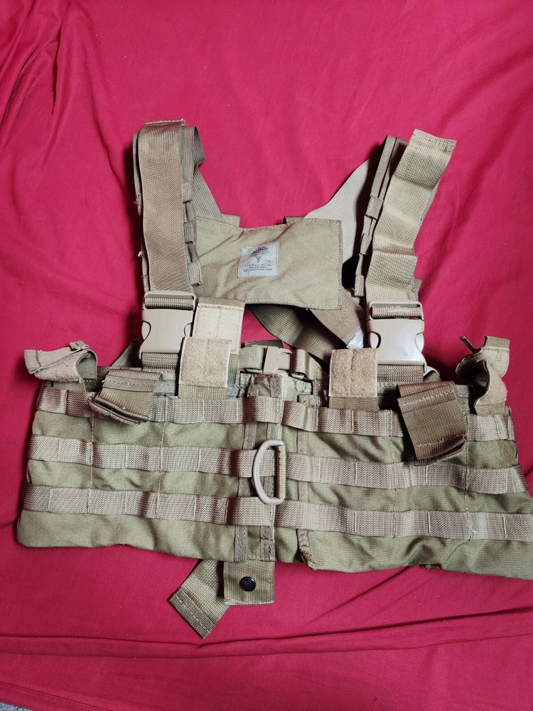S.O. TECH MEDICAL ASSAULT HARNESS CHEST RIG TAN
