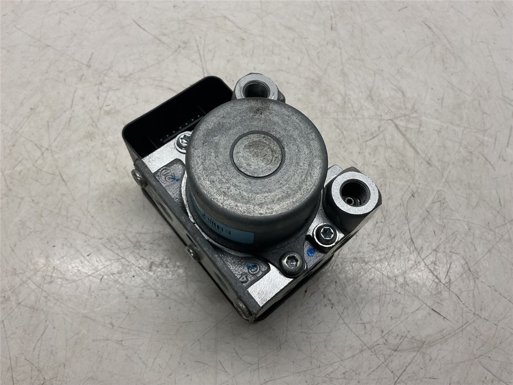 2014 Honda CBR650F ABS Pump Modulator - 80111MJED10