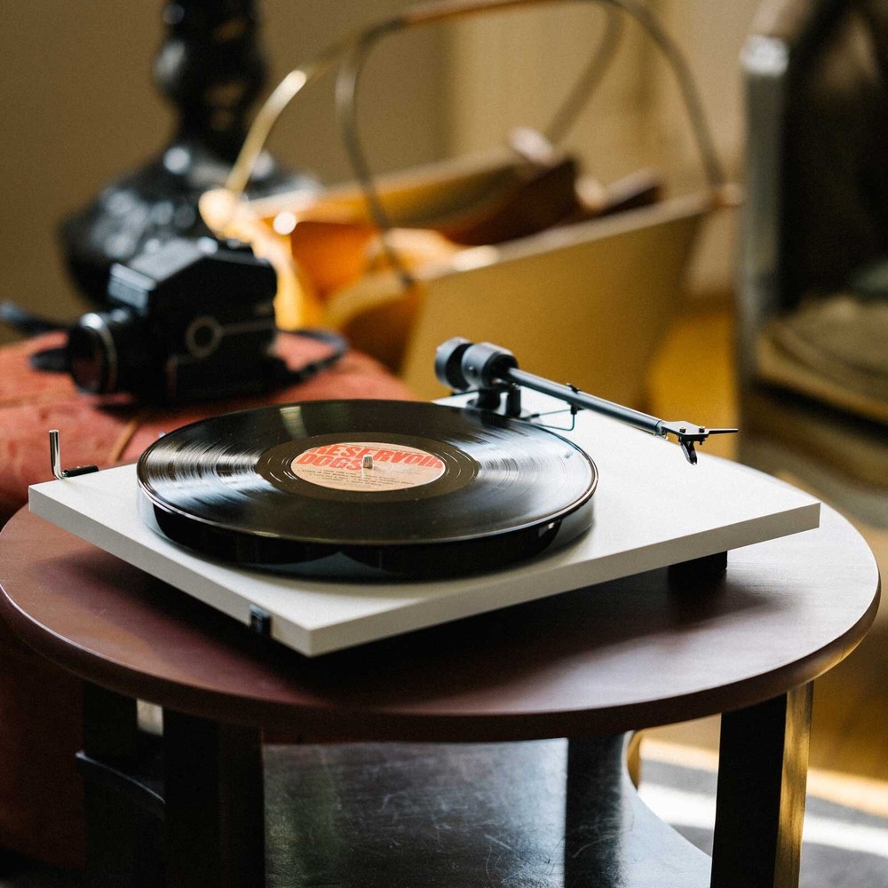 Pro-Ject E1 Phono Plug & Play Turntable with Built-in Phono Satin White