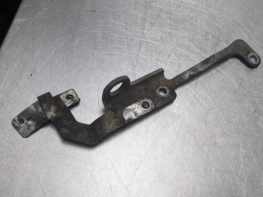 Engine Lift Bracket For 06-07 Subaru Outback 2.5