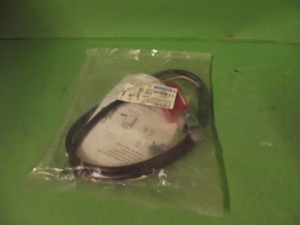 Telemecanique XCSM3916L1 Limit switch - interrupter