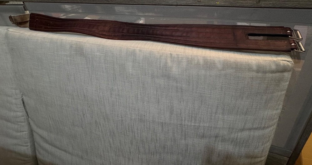 new cavalry/edgewood girth 50”