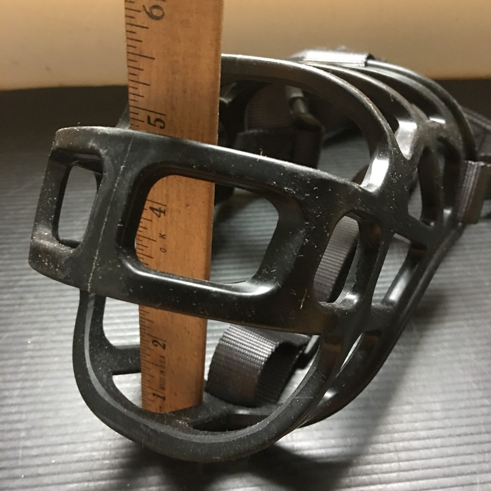 Comfortable Basket Muzzle For Dogs, Durable Plastic, Adjustable Straps