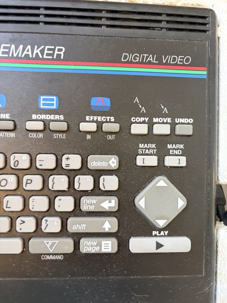 Videonics Video Titlemaker Digital Video Vintage Powers On