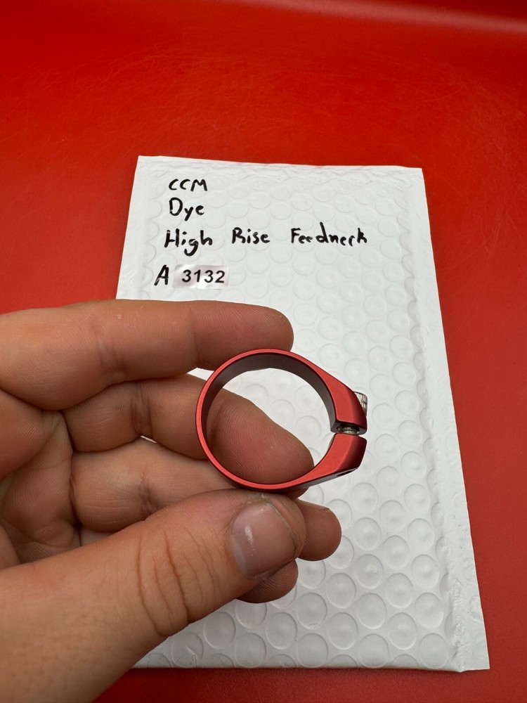 CCM Dye High Rise Feedneck