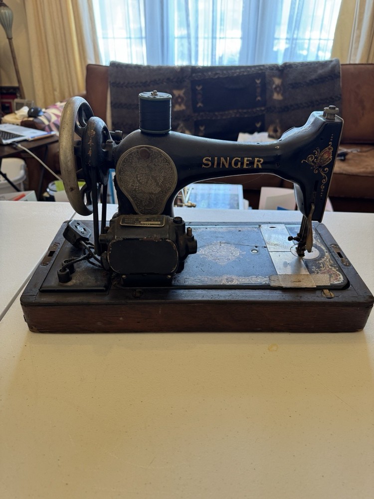 Singer Model 99K 1956 & Singer 128 1922