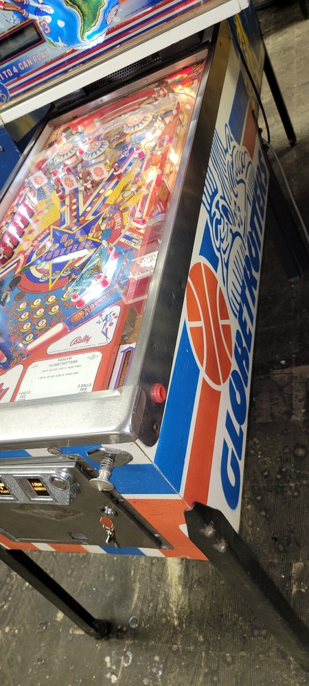 1979 Harlem Globetrotters Pinball Machine