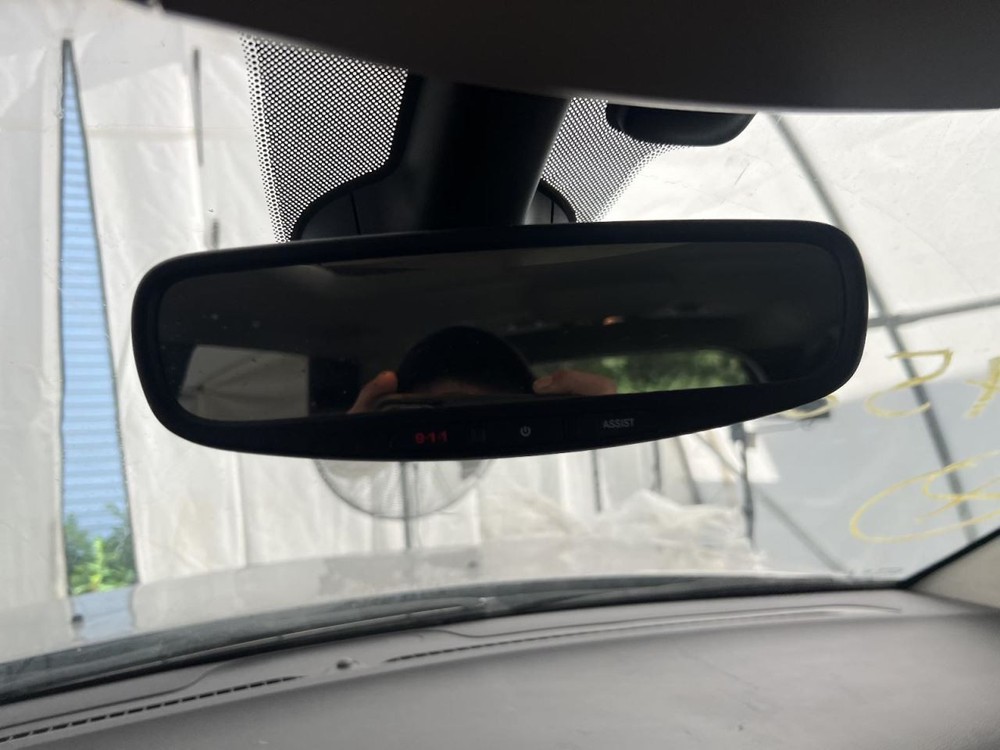 Rear View Mirror With Automatic Dimming Fits 17-18 DURANGO 213620