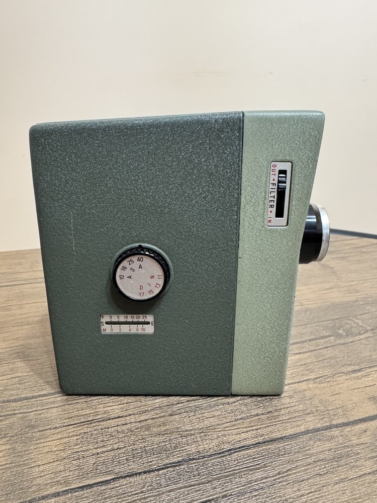 Vintage Argus Automatic 8 Movie Camera Untested Antique Camera