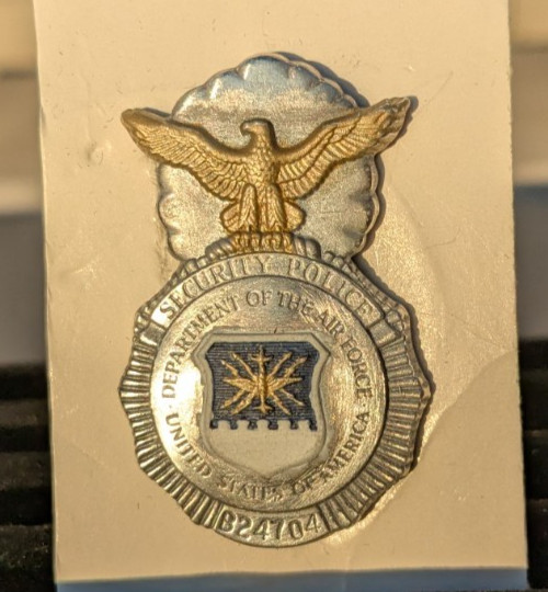 USAF Air Force security forces SP mini metal pin vintage white, blue and gold
