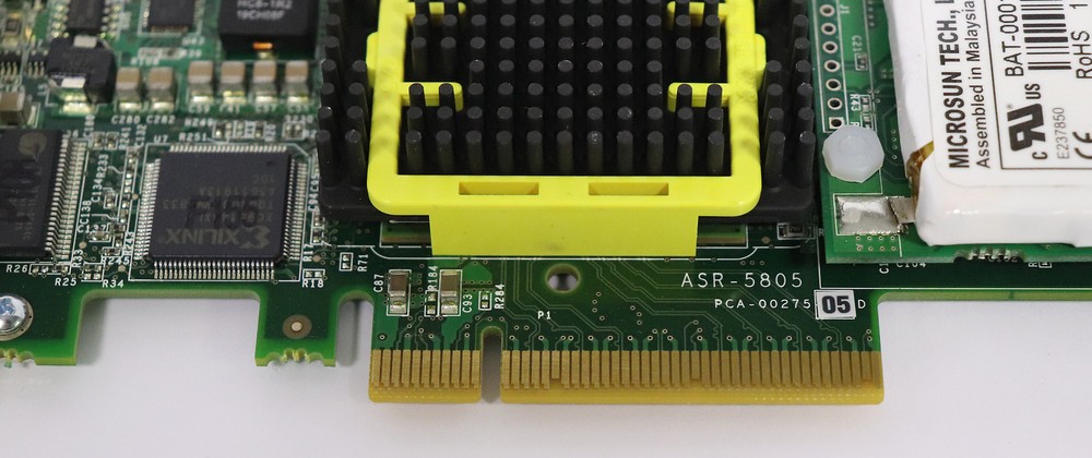 Adaptec ASR-5805 SAS/SATA RAID Adapter controller PCIe with cables