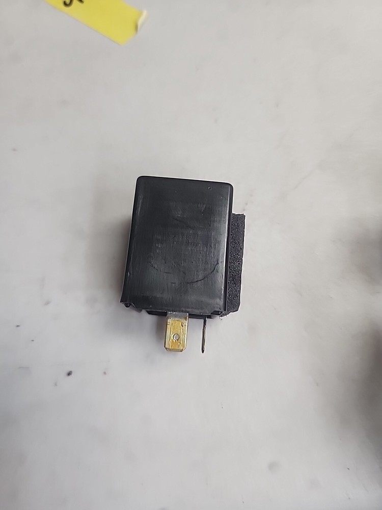 OEM BMW E30 E28 E24 E23 Hella Relay 61311367001 Used