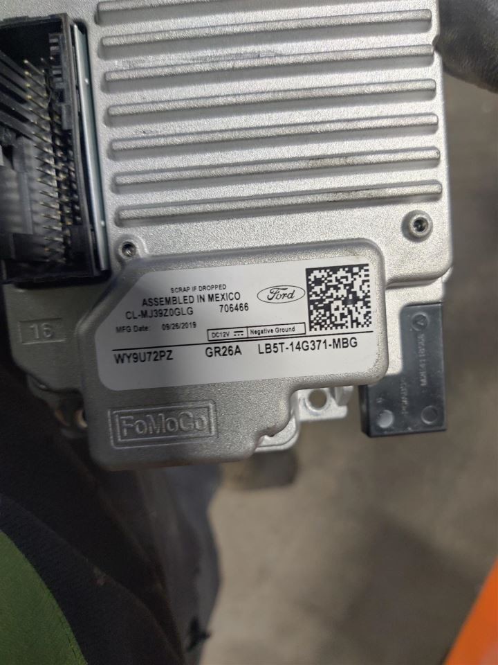 REAR CONTROL PANEL OEM 20-23 FORD EXPLORER 1YR WRNTY