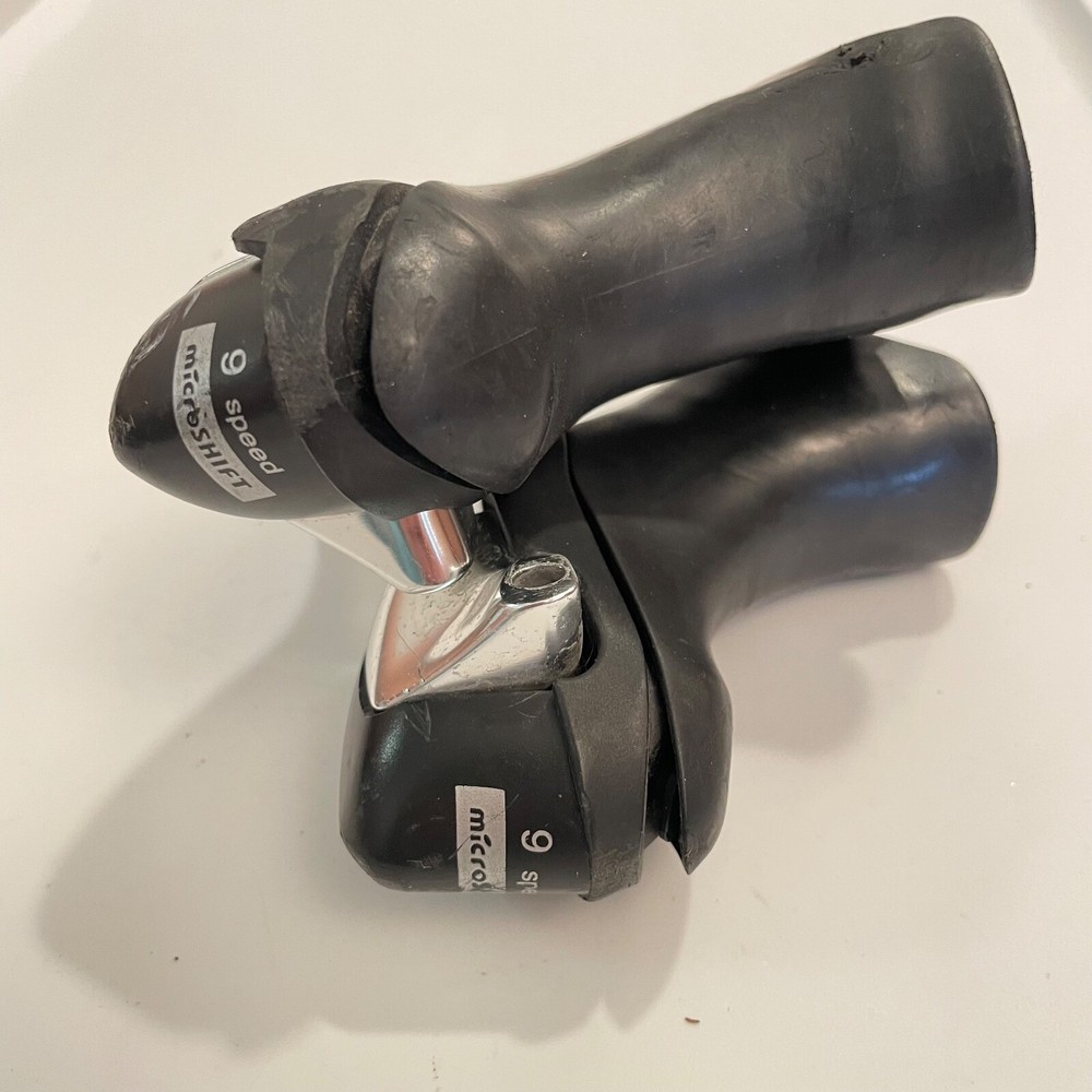 MicroShift R9 Dual Control Shift/Brake Levers Set - 3 x 9 Speed Shimano