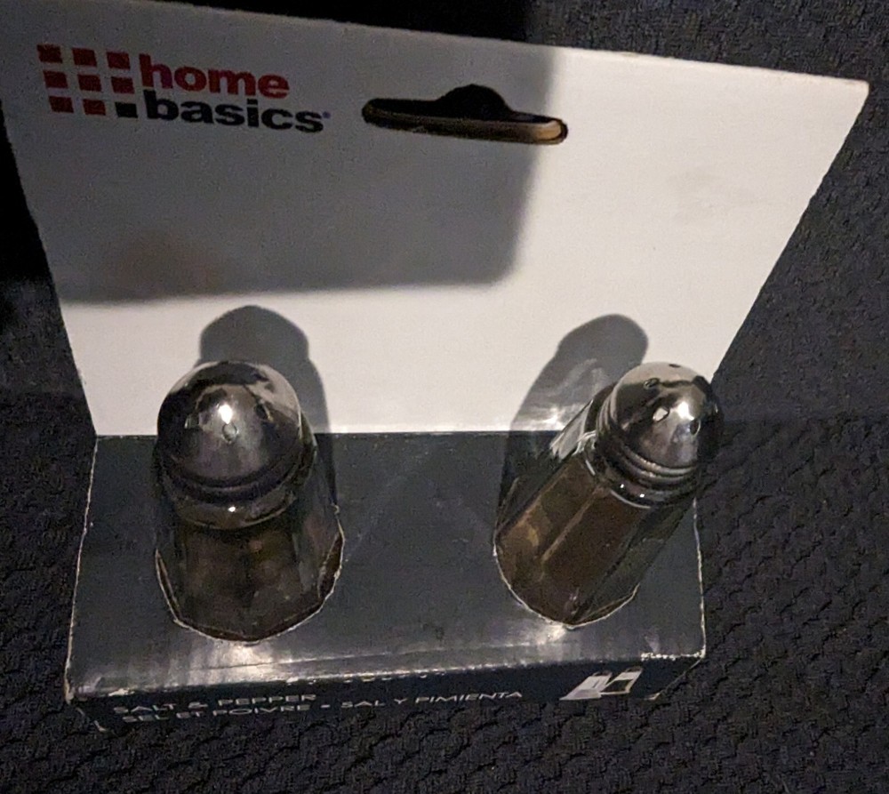 Home Basics 2 Piece Salt and Pepper Set