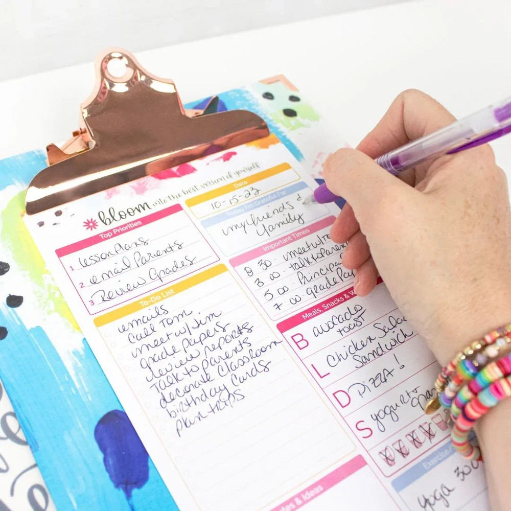 bloom daily planners Clipboard, Abstract