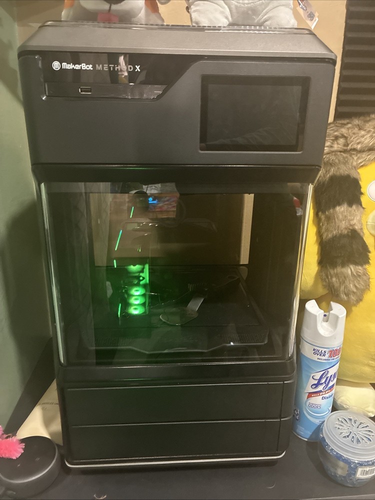 Makerbot Method x 3d Printer with 2 Filaments and Both Extractors Used Good