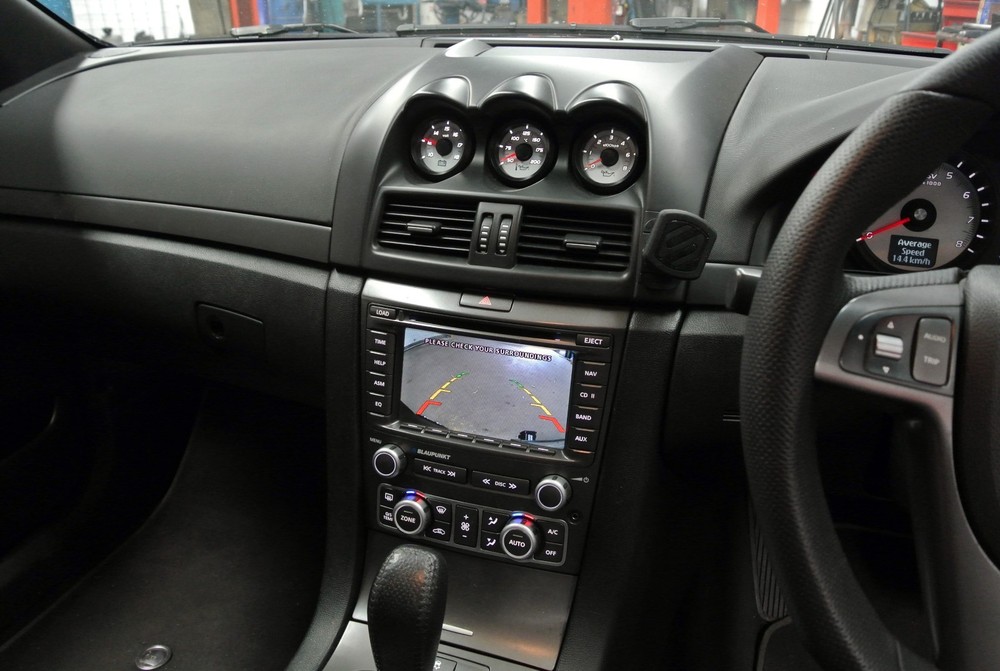 Reverse camera Series 1 Holden VE HSV WM Calais SSV E1 E2 fitted W/ LCD headunit