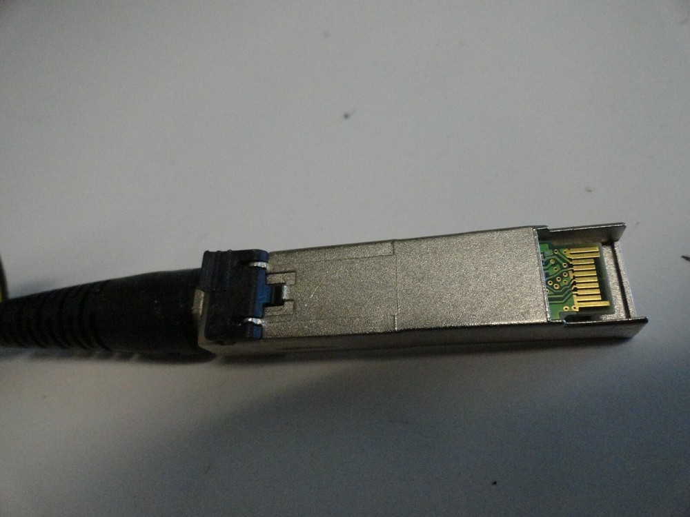 GG1: MOLEX 73930-0107 FIBRE CABLE