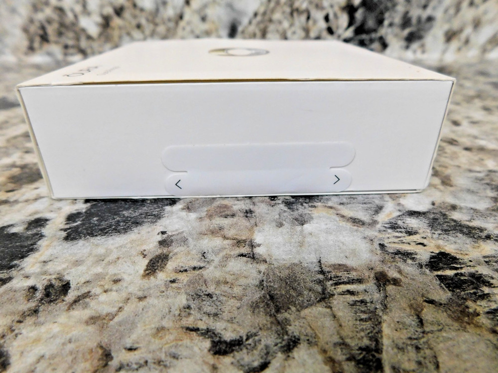 Oura Ring 4 - Smart Activity Tracker - Size 9- Gold - Authentic* (Sealed)