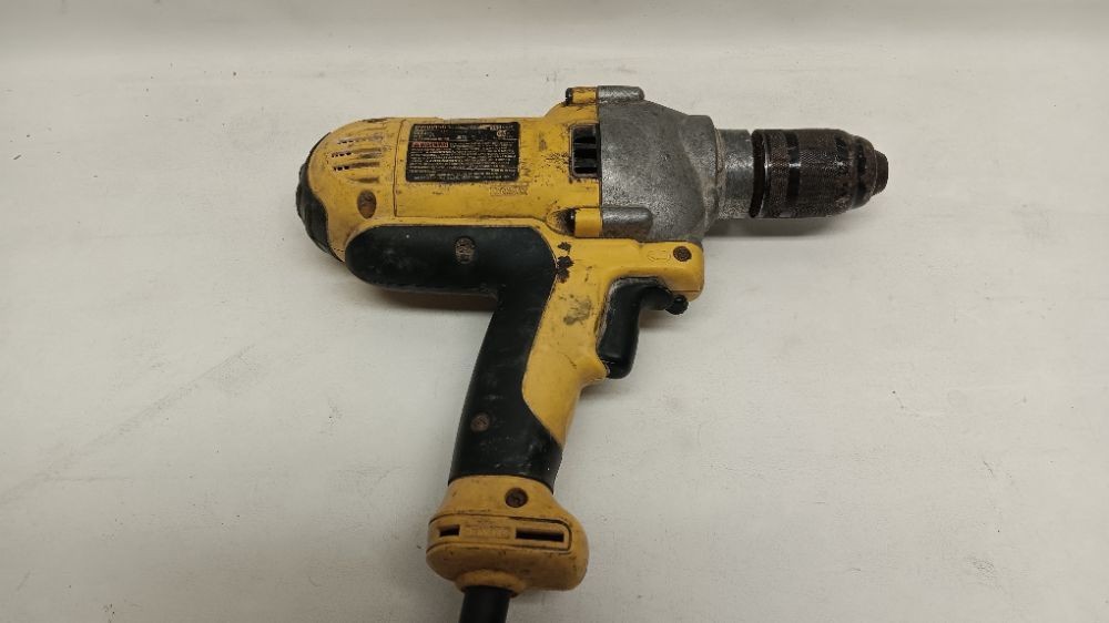 DEWALT DWD215G CORDED DRILL
