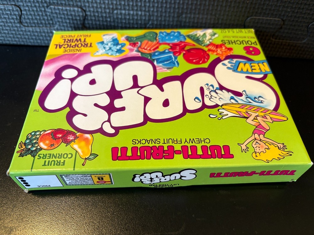 Surfs Up fruit snacks - Empty custom design display box