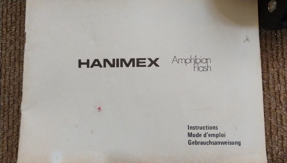 Hanimex Amphibian Flash Underwater Camera Made In USA Untested