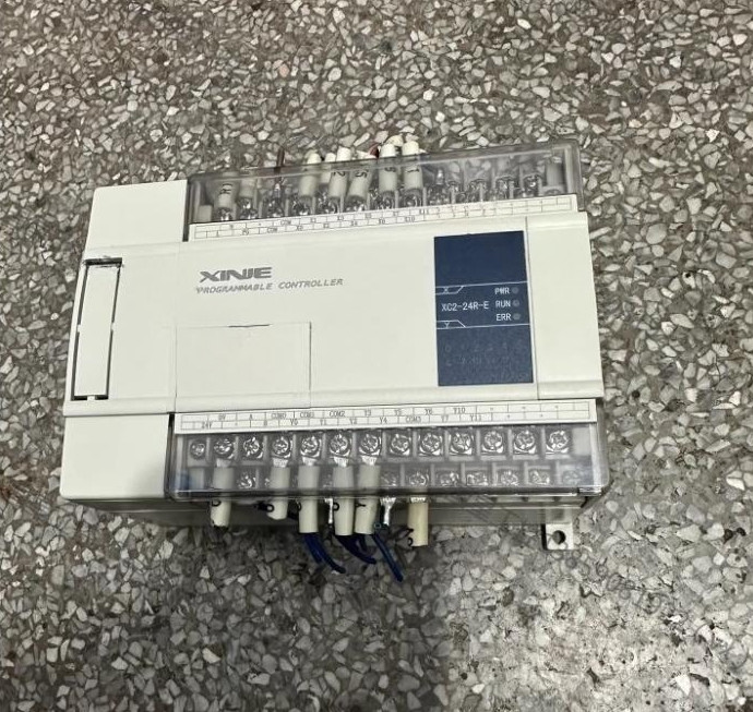 1PC NEW Xinje PLC Programmable Controller XC2-24R-E