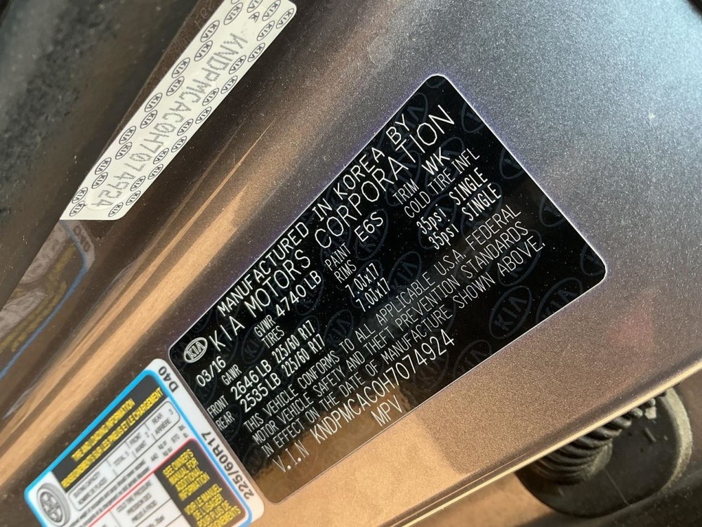 SPORTAGE 2017 Glove Box 5010914