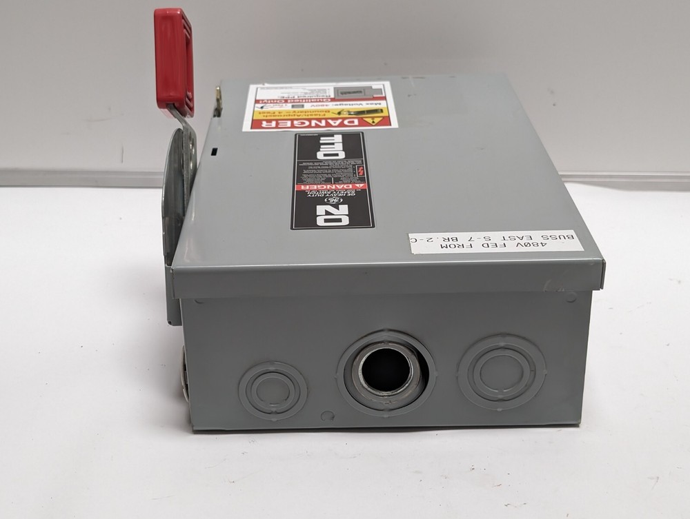 GENERAL ELECTRIC TH3361 Model 10 Safety Switch (USED).