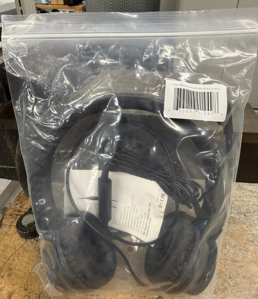 39X NEW CODi A04509 Noise Cancelling Headset 3.5mm