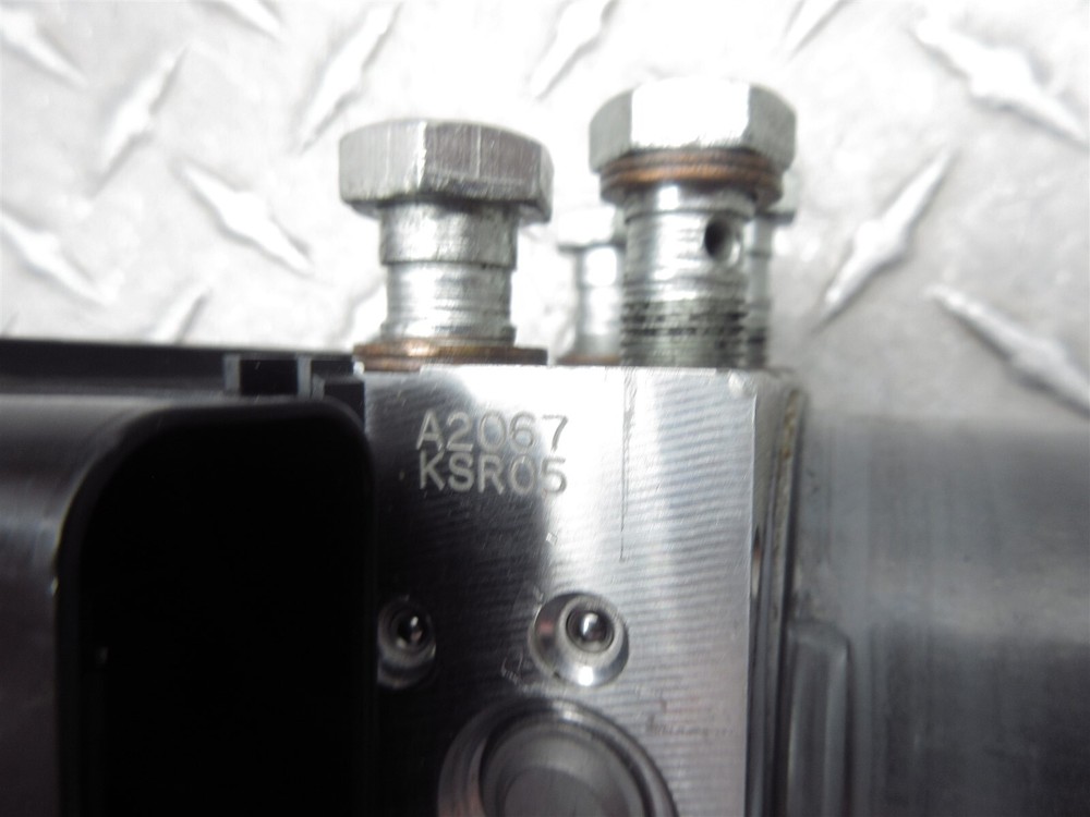 2017 17-22 KTM 390 RC390ABS Brake Sensor Ring Rotor Module Pump Control Unit OEM