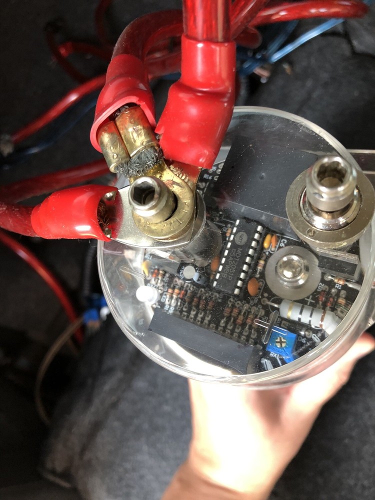 Nitro BMWX 2.2 (Silver w/ White) Digital Capacitor