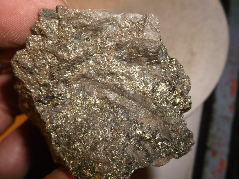 Gold, silver, copper, 160 grams samples ,ore high grade .