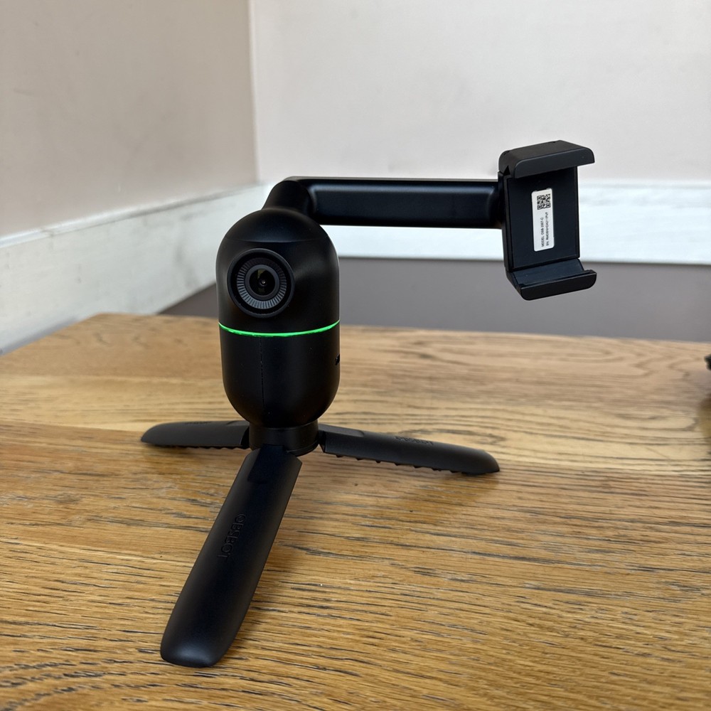 OBSBOT Me AI-Powered Phone Mount, Auto-Tracking with Wide-Angle Sensing Camera