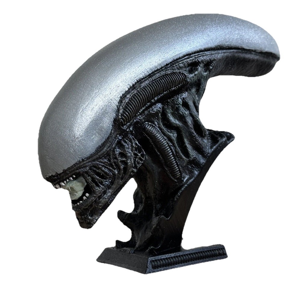 Alien Xenomorph 3D Printed Mini Bust 9.25" Statue