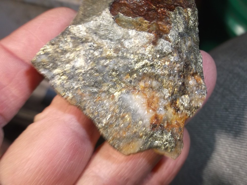 gold silver copper ore, 130 grams samples ,ore high grade .