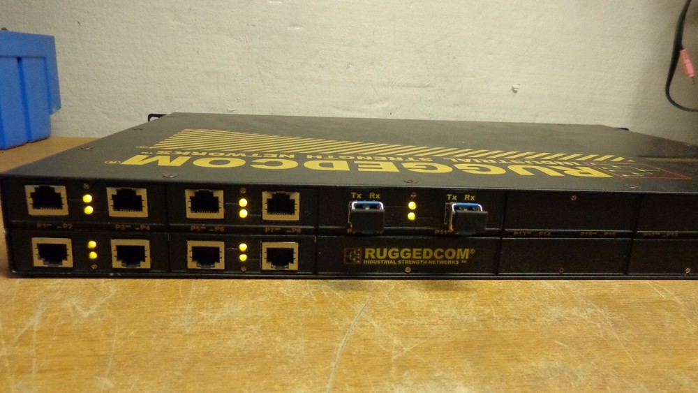 Ruggedswitch RSG2100-R-RM-48-HI-TX01-TX01 RUGGEDCOM NETWORK Rugged switch