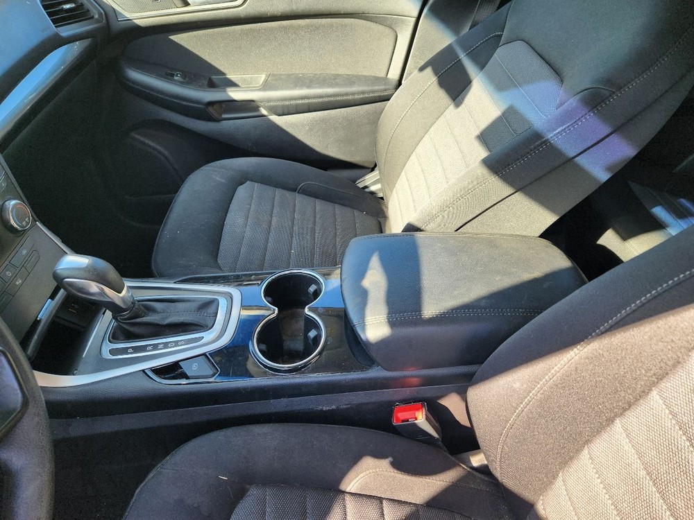 2016-2018 Ford Edge Center Dash Mounted 4.2" Display Screen